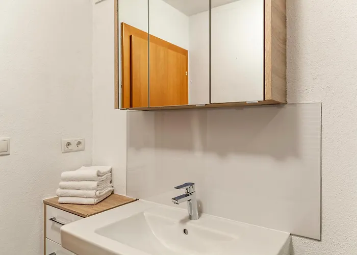 By Blahut Vacation - Og *