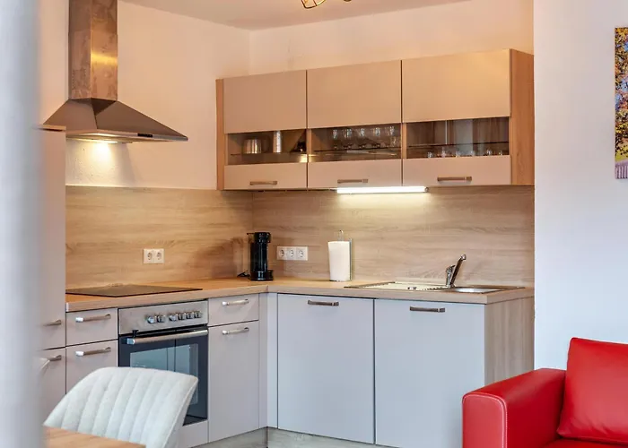 By Blahut Vacation - Og *